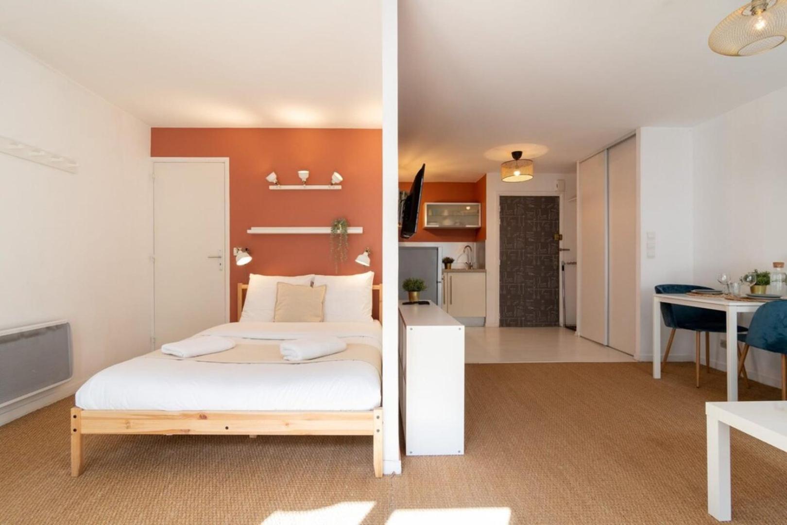 Apartment Vieux -nice Neat And Fully Equipped !